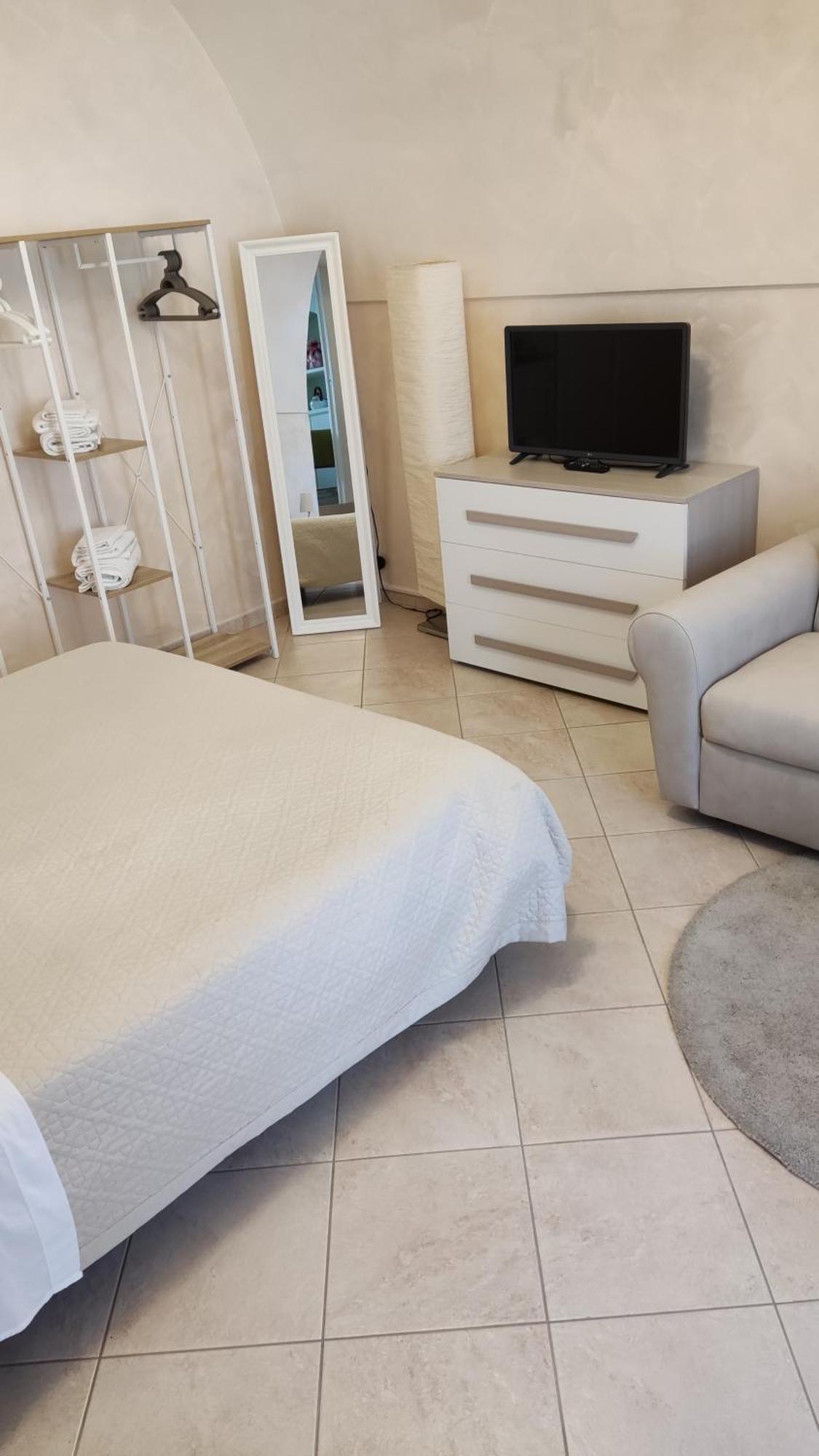 Domus Elegans In Centro Villa Manfredonia Bagian luar foto